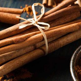 ​Sử dụng thực phẩm và gia vị hợp lý cho mùa đông